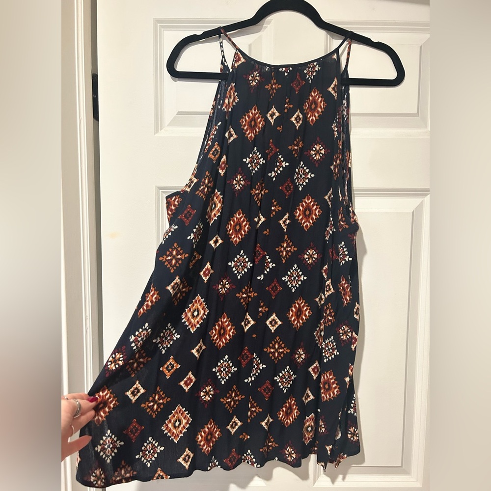 Daytrip Navy Crinkle Henley Flowy Tunic Tank Top - Picture 5 of 14